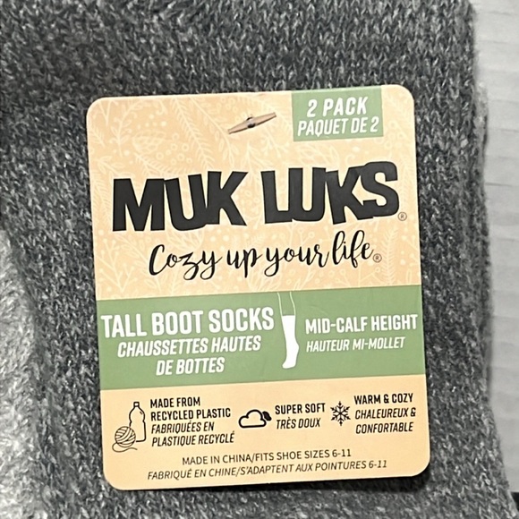 MUK LUKS 4 pairs of tall boot socks - NWT - Picture 2 of 2
